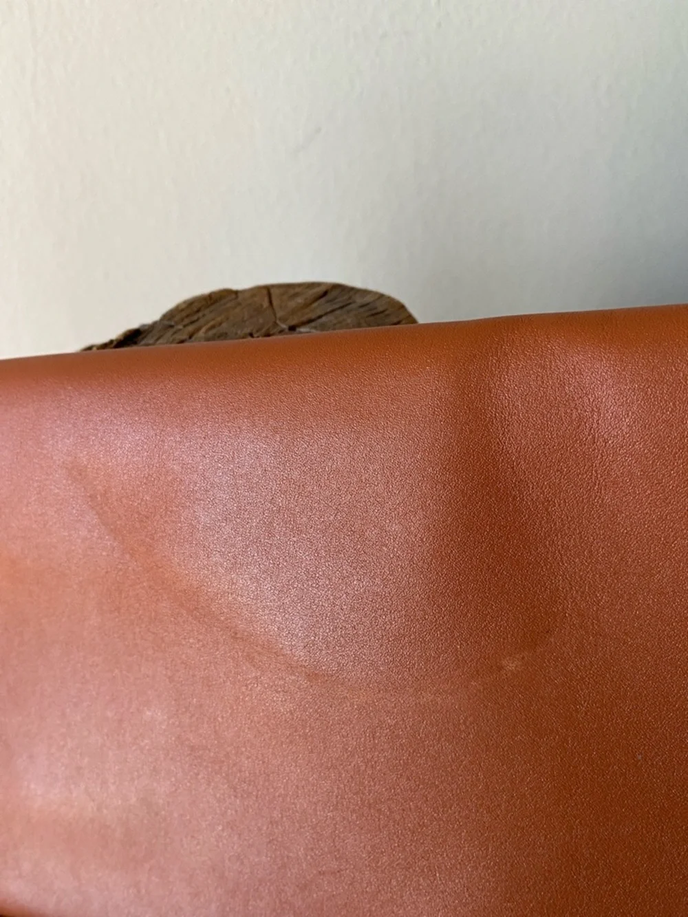 Tory Burch Miller Metal clutch Aged camello